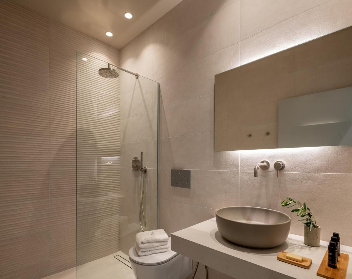 Athina Luxury Villa, With Pool & Walk To The Beach, By Thinkvilla Ханя Екстериор снимка